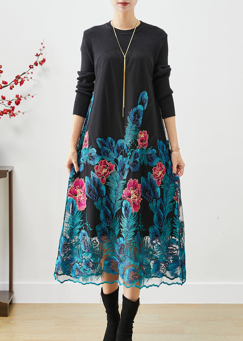 Sophisticated Dress with a Clean Classic Look