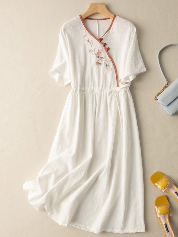 Gracefully Styled Dress for Any Occasion