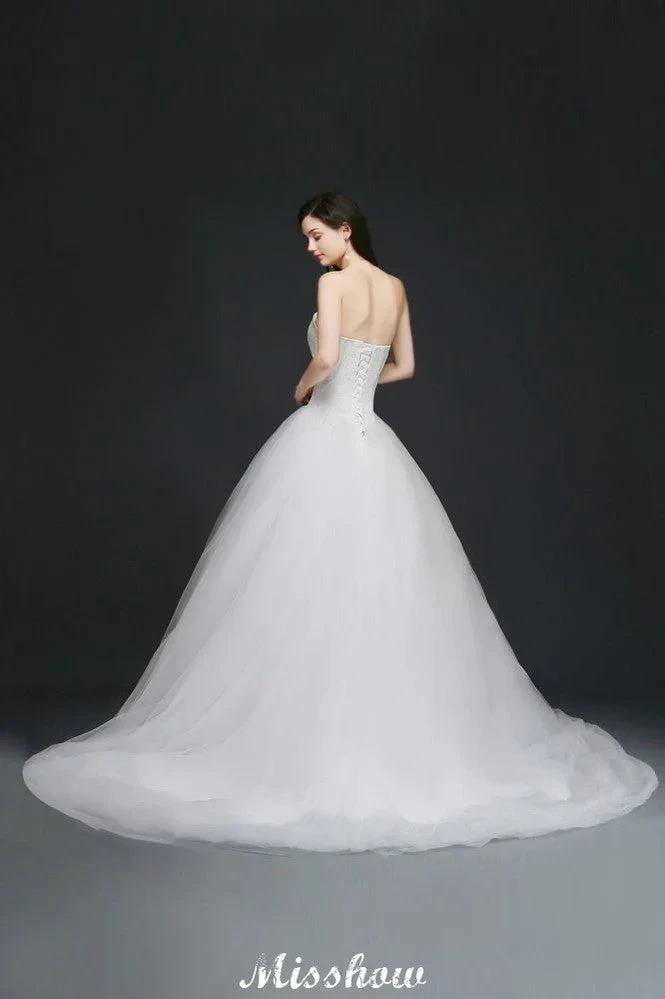 Ball Gown Lace Sweetheart Tulle Wedding Dress (ZD13949)
