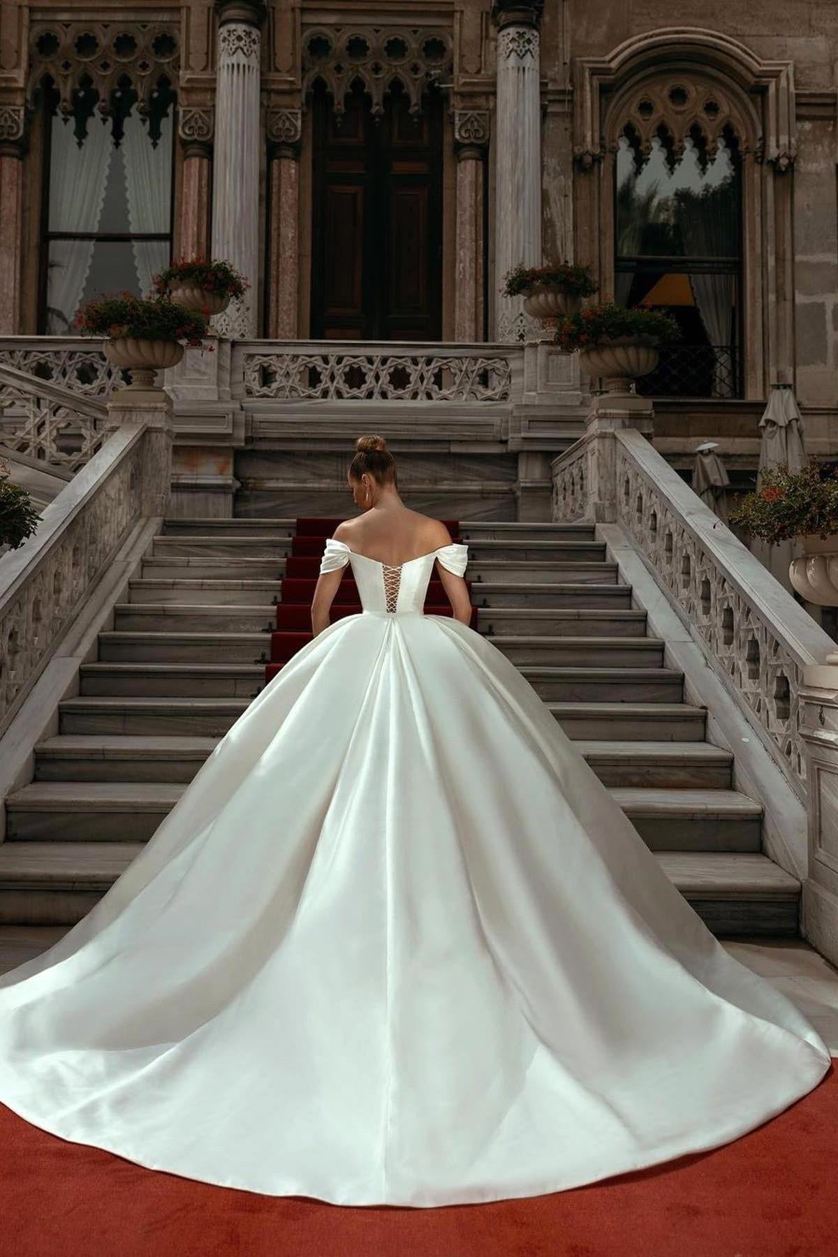 Ball Gown Sweetheart Sleeveless Off-the-shoulder Floor-Length Sleeveless Wedding Dress