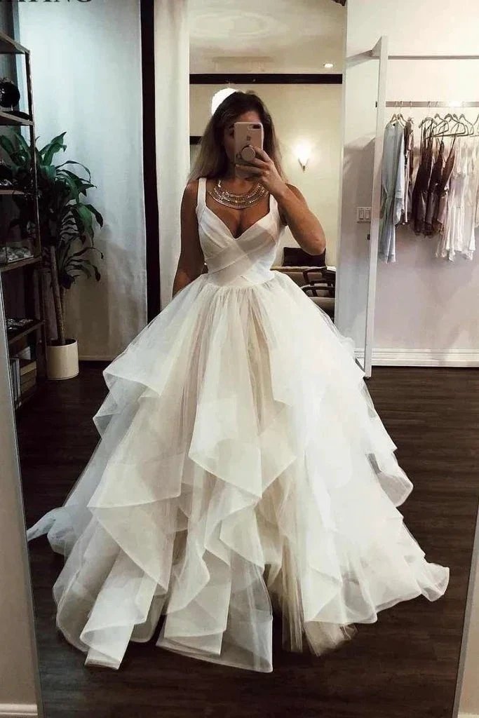 Beach Long A-line Sweetheart Tulle Cascading Ruffles Wedding Dress (ZD15843)