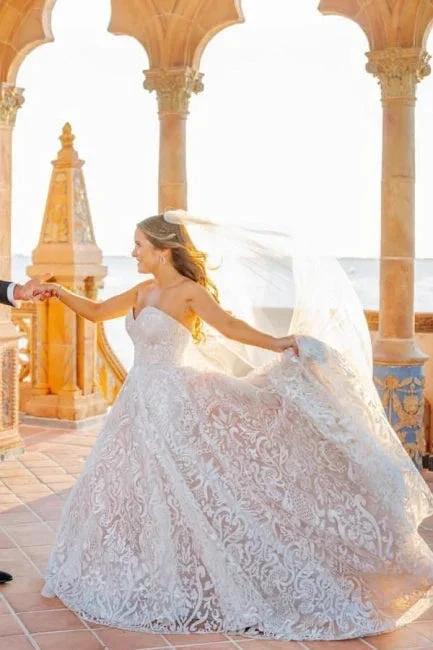 Beautiful A-Line Long White Sleeveless Wedding Dresses With Lace (ZD16527)