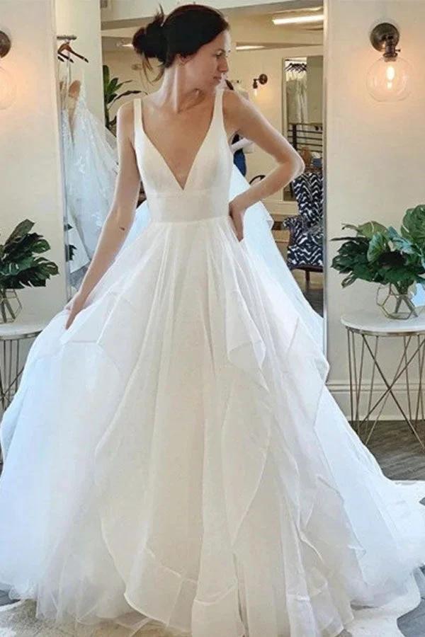 Beautiful Deep V-Neck Sleeveless Tulle Wedding Dress with Ruffless (ZD13817)