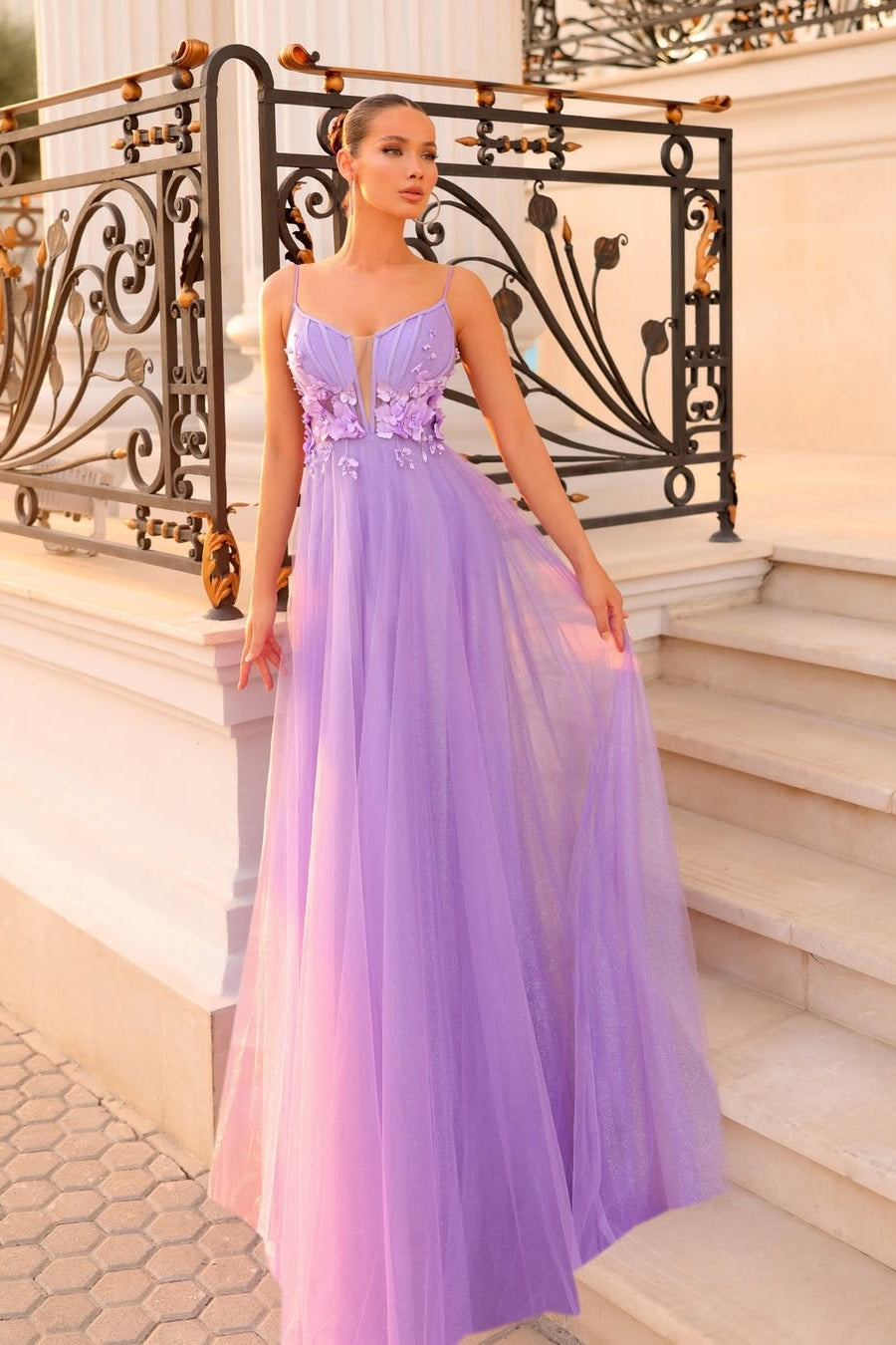 Beautiful Lilac Spaghetti-Strap Sleeveless Tulle Prom Dress A-Line With Zipper Flower