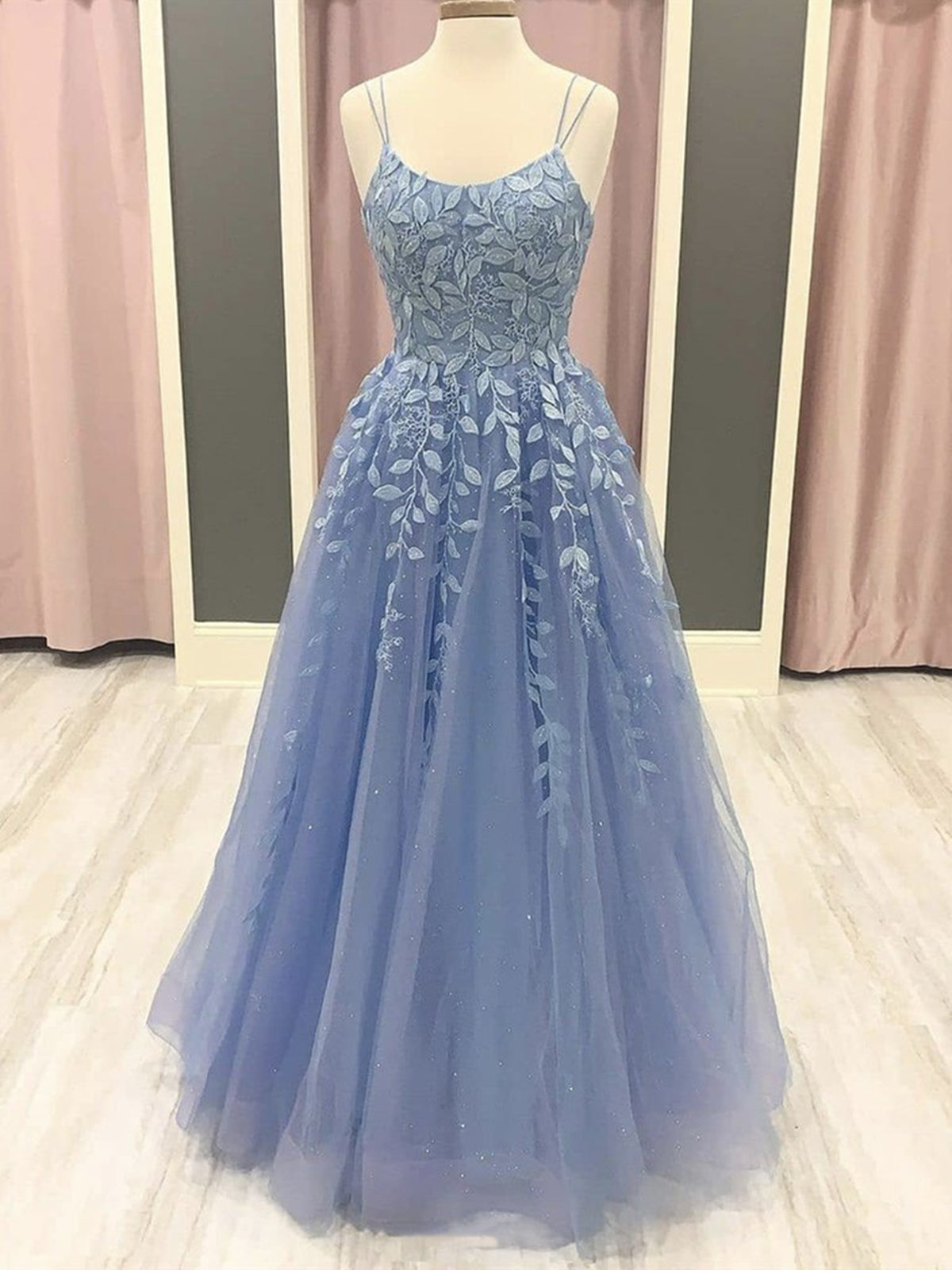 Beautiful Long A-line Scoop Neck Tulle Lace Formal Prom Dresses - VelvetHem