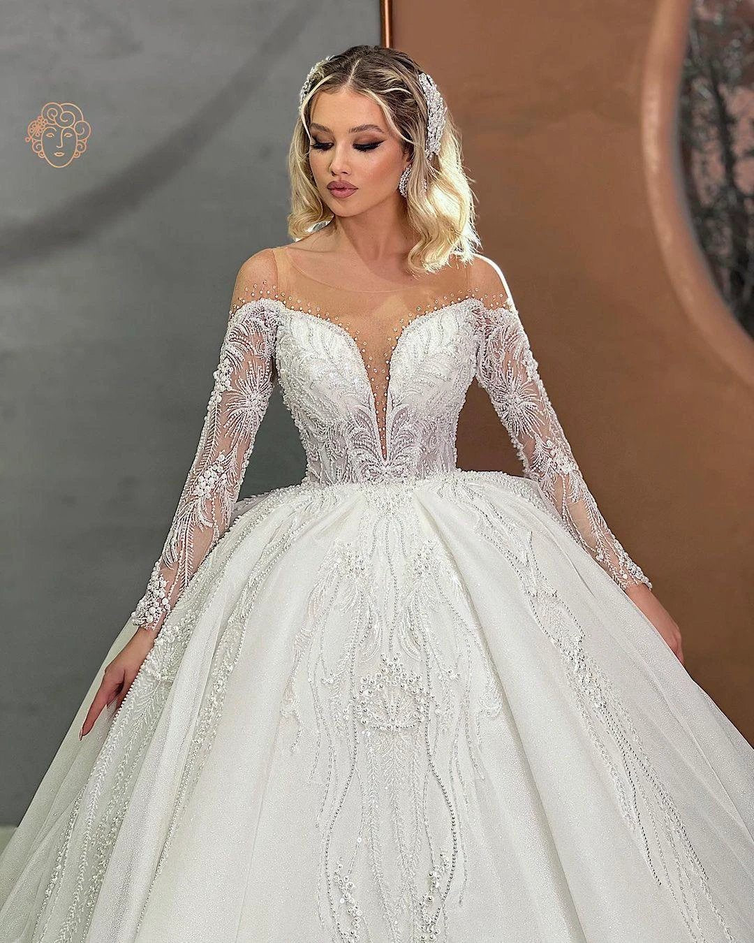 Beautiful Sweetheart Ball Gown Long Sleeves Wedding Dress With Beading (ZD14929)