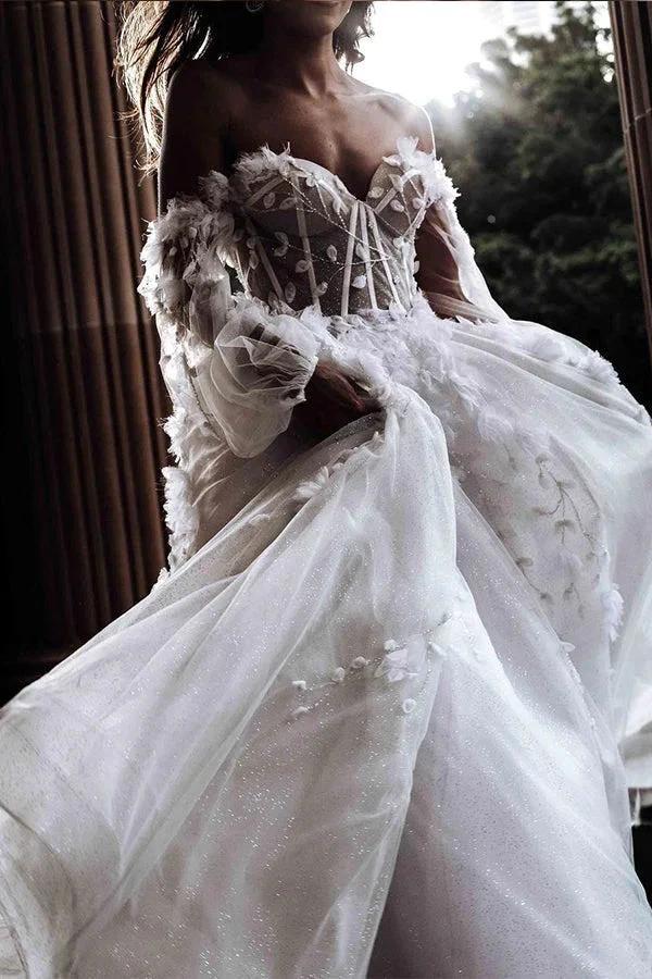 Beautiful Sweetheart Sleeveless Wedding Dress Lace Bridal Gown (ZD16597)