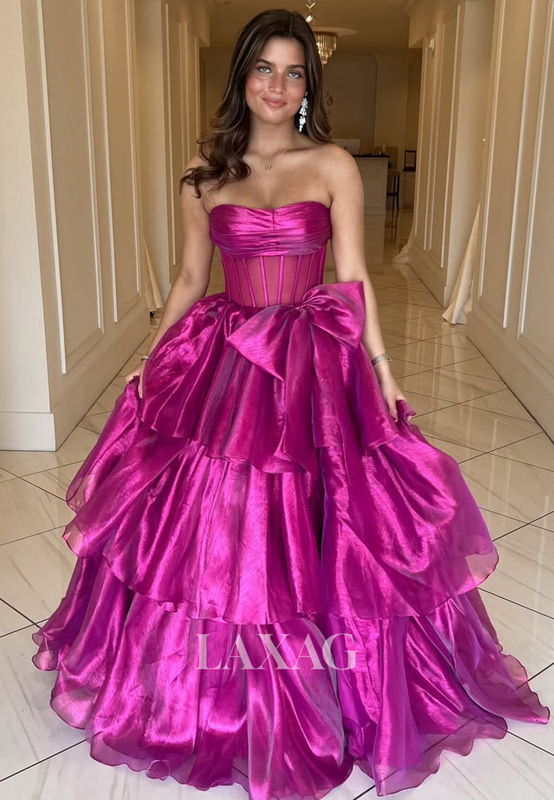 Sweetheart Off-Shoulder Sleeveless Tiered A-Line Prom Dress Pleated Glitter-Knit Party Gowns