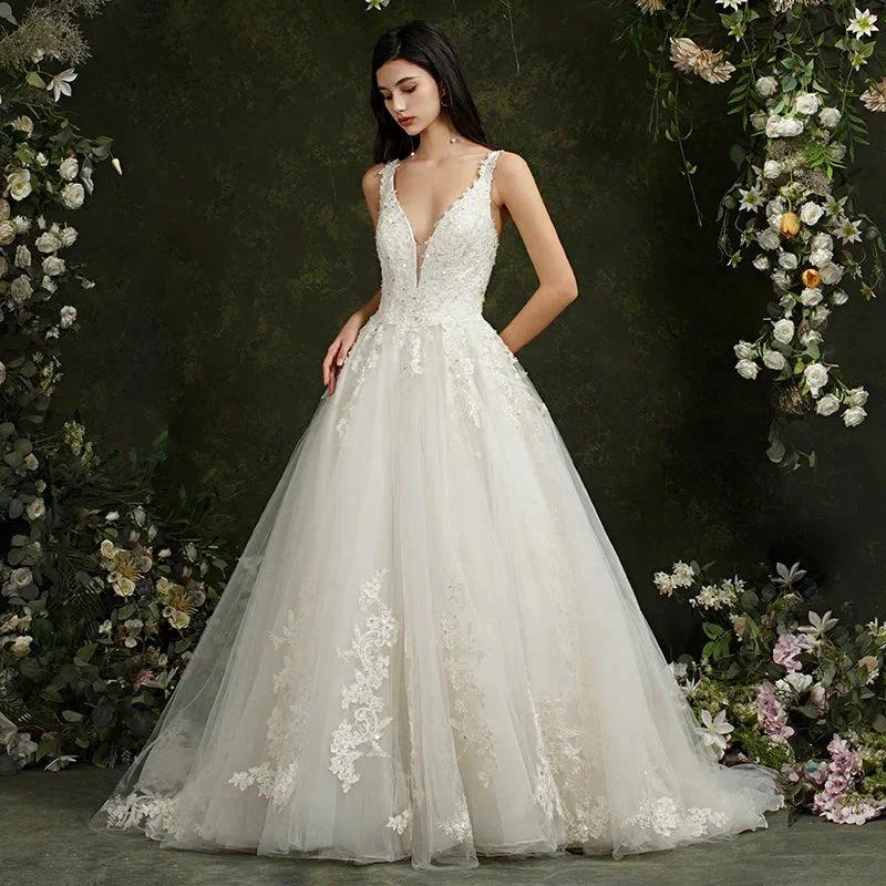 Biztunnel Long A-line V-neck Tulle Lace Backless Wedding Dresses (ZD16716)