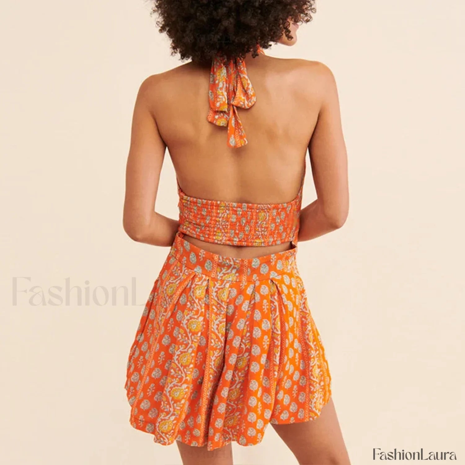 Tailored Dress Inspired by Contemporary Streetwear Fashion 2