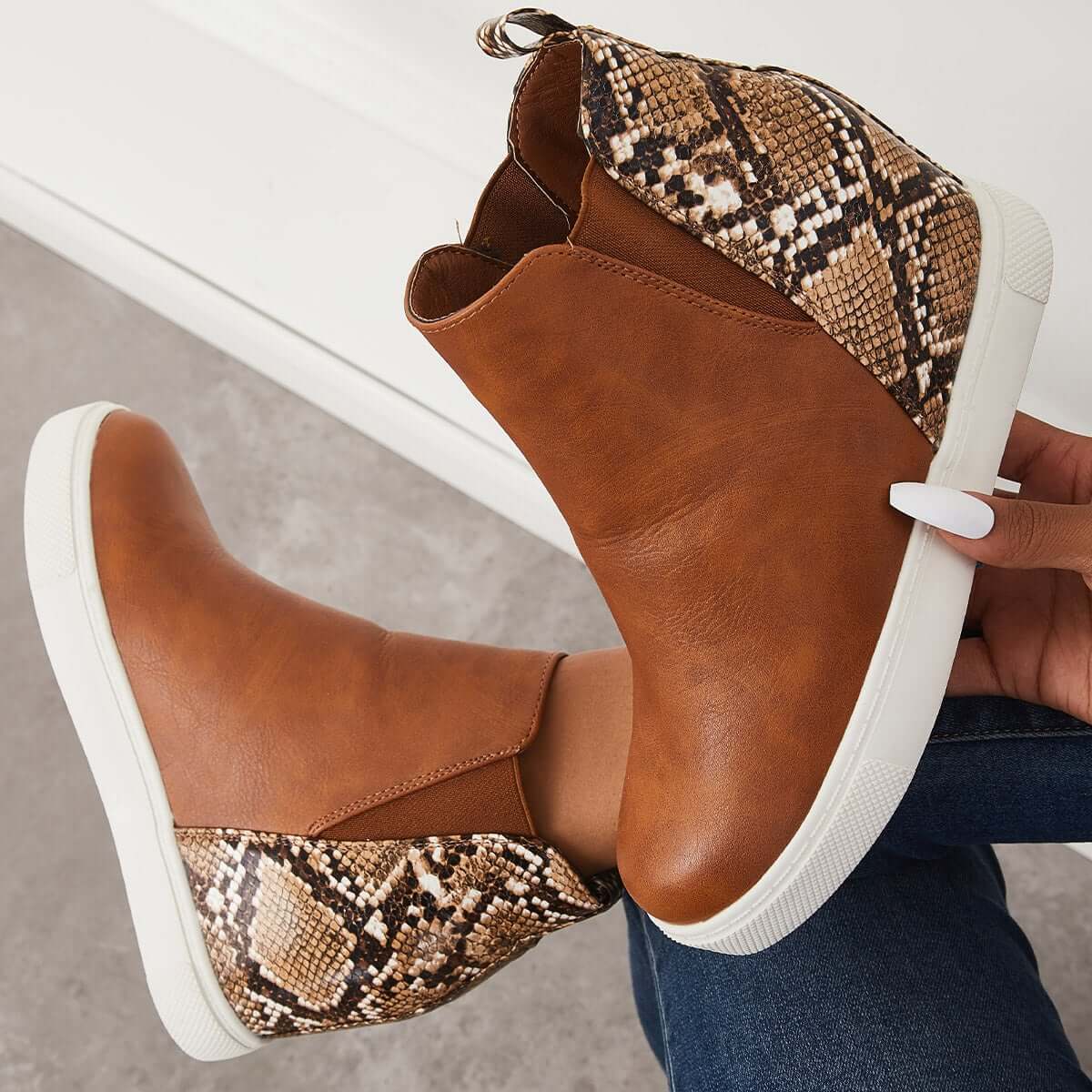 Chic Orthopedic Sneakers with Unique Design