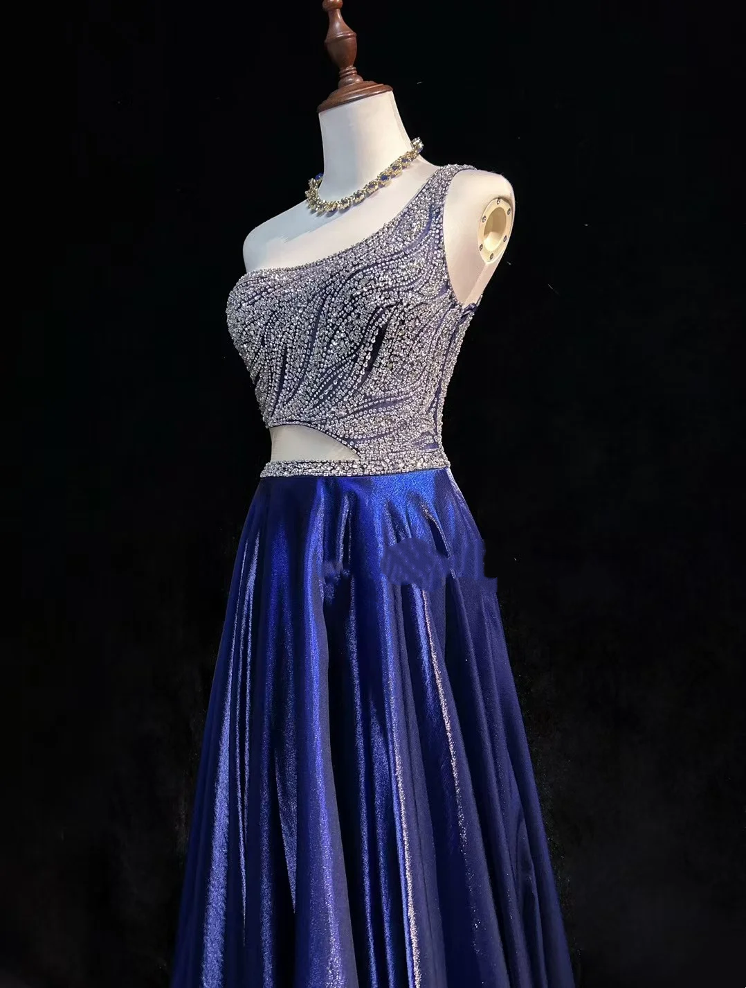 One Shoulder Royal Blue Prom Party Dress Beads Evening Gowns - View 4 | VelvetHem