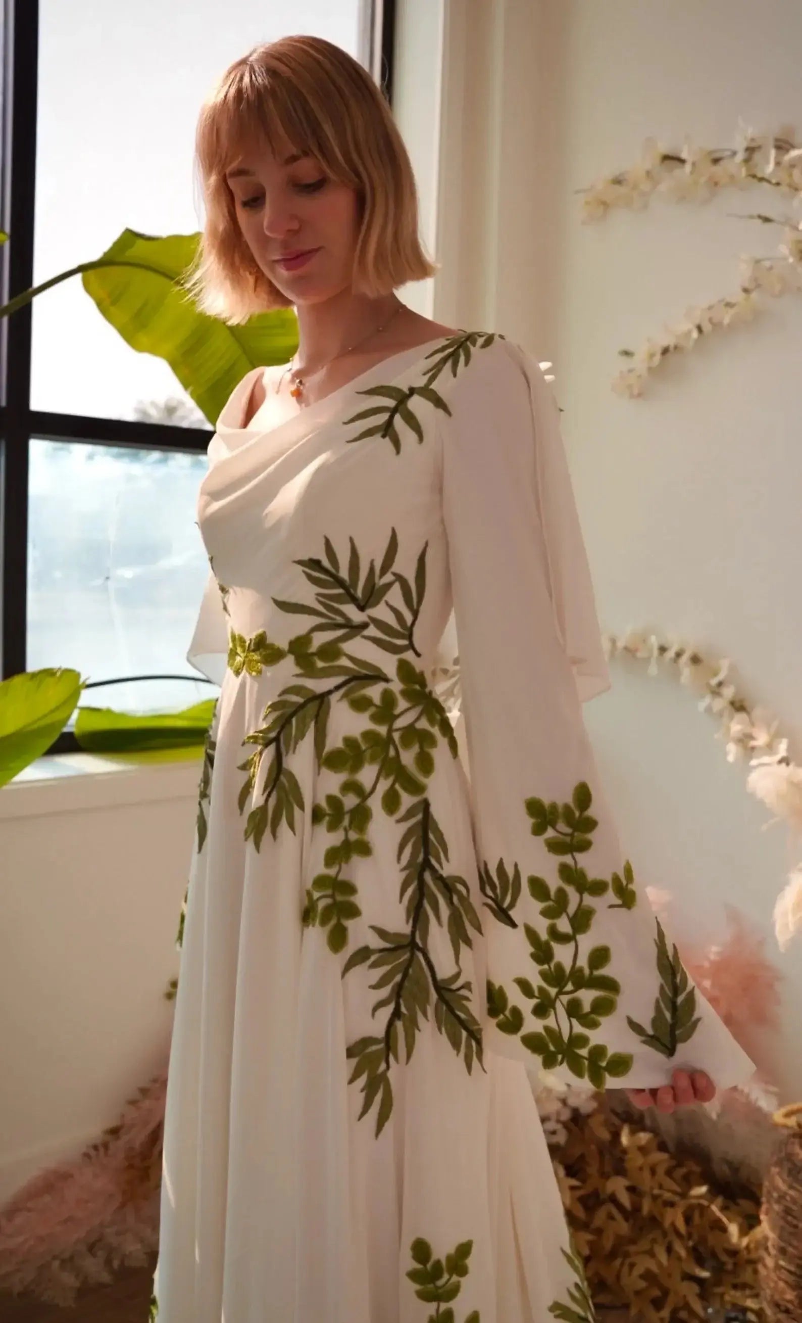 Luxury White & Green Botanical Print Cape Boho Train Wedding Dress ZP160