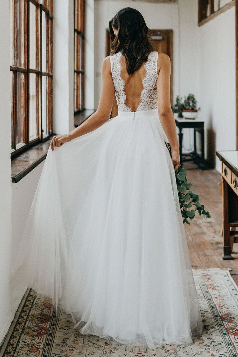Casual Wedding Dress Tulle A-Line Chic V-Neck Sleeveless Lace Long Bridal Gowns