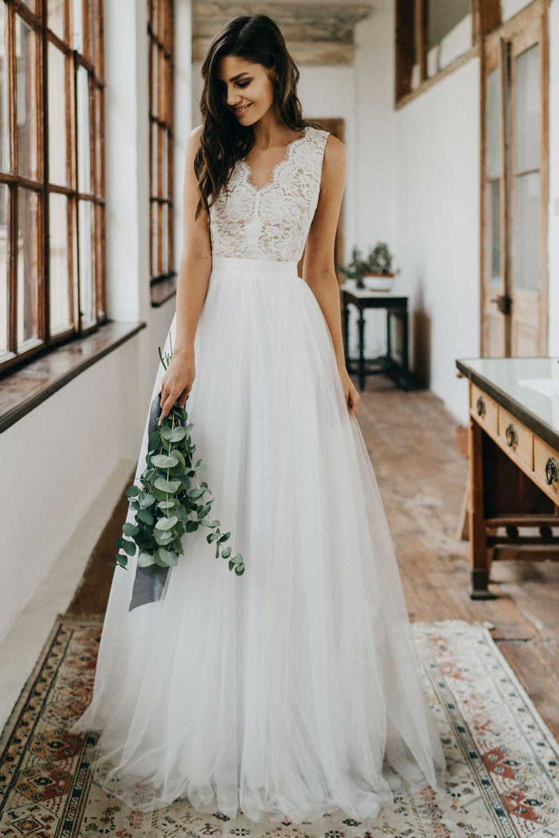 Casual Wedding Dress Tulle A-Line Chic V-Neck Sleeveless Lace Long Bridal Gowns