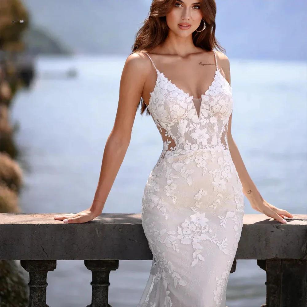 Elegant Mermaid Wedding Dress V-Neck Spaghetti Straps Lace Appliques Backless Bridal Gown Floor Length Vestidos De Novia (ZD13546)