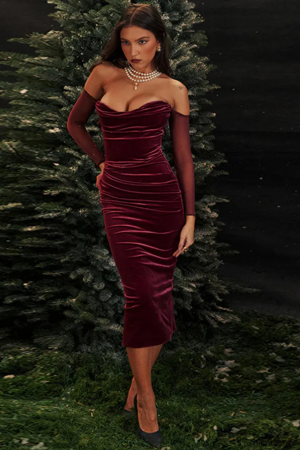 Celebrity Temperament Sexy Dress with Relaxed Fit and Streetwear Style