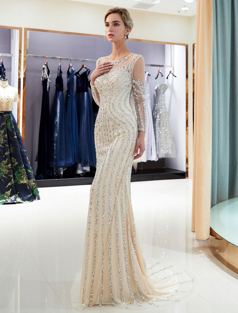 Charming Evening Dresses Long Sleeve Light Grey Mermaid Beading Illusion Luxury Formal Gowns