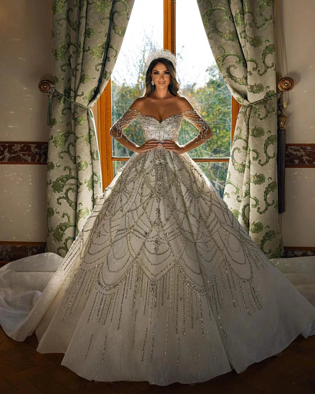 Charming Floor Length Sweetheart Long Sleeves A-Line Lace Wedding Dress (ZD16495)