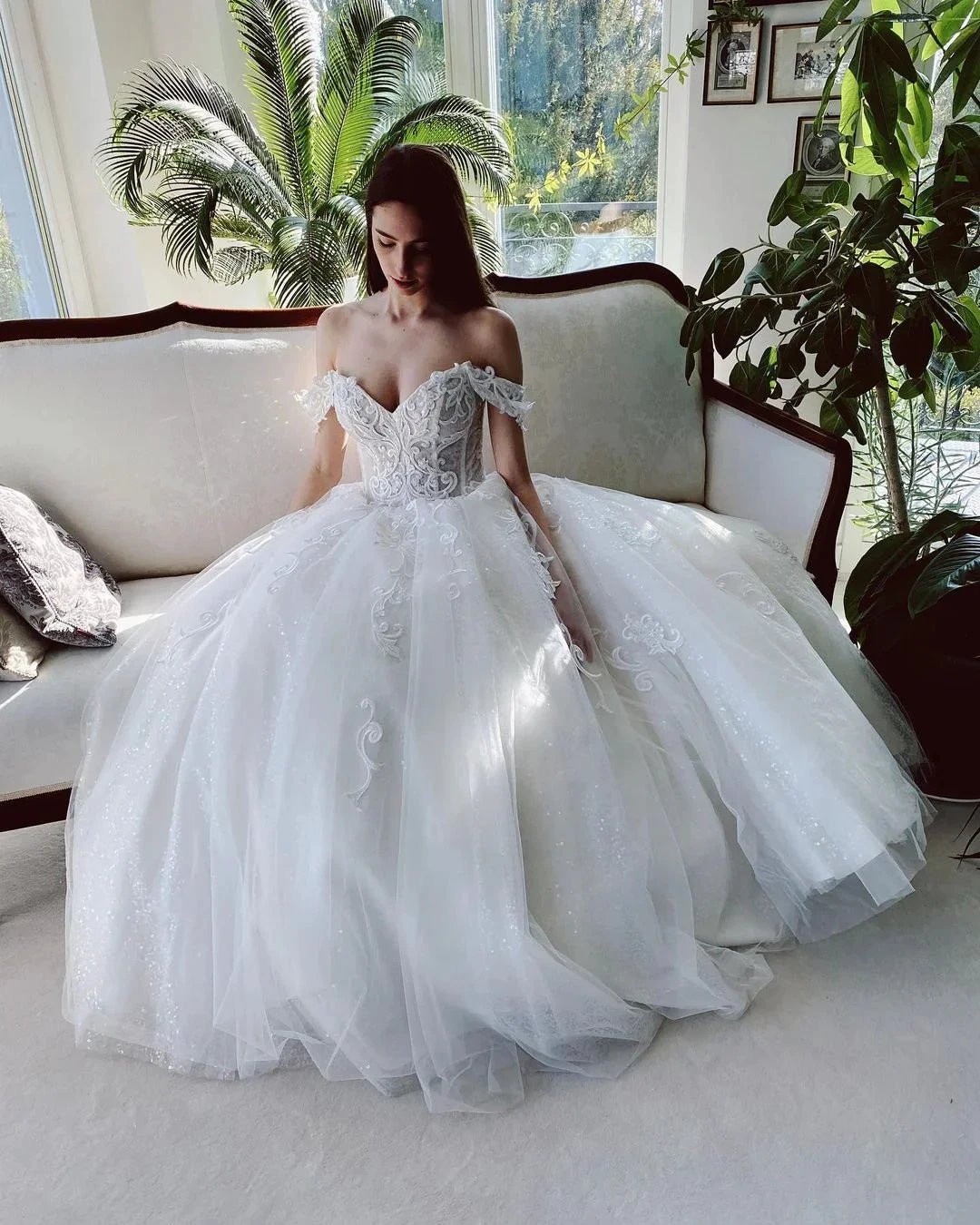 Charming Long A-line Off-the-shoulder Tulle Wedding Dress with Glitter (ZD15023)