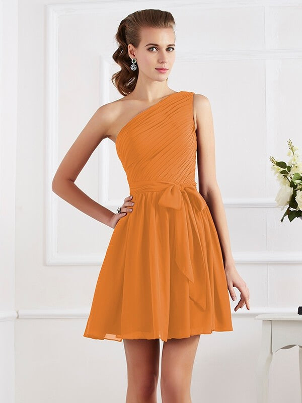 Charming Pleats One-Shoulder Sleeveless Short Chiffon Bridesmaid Dresses