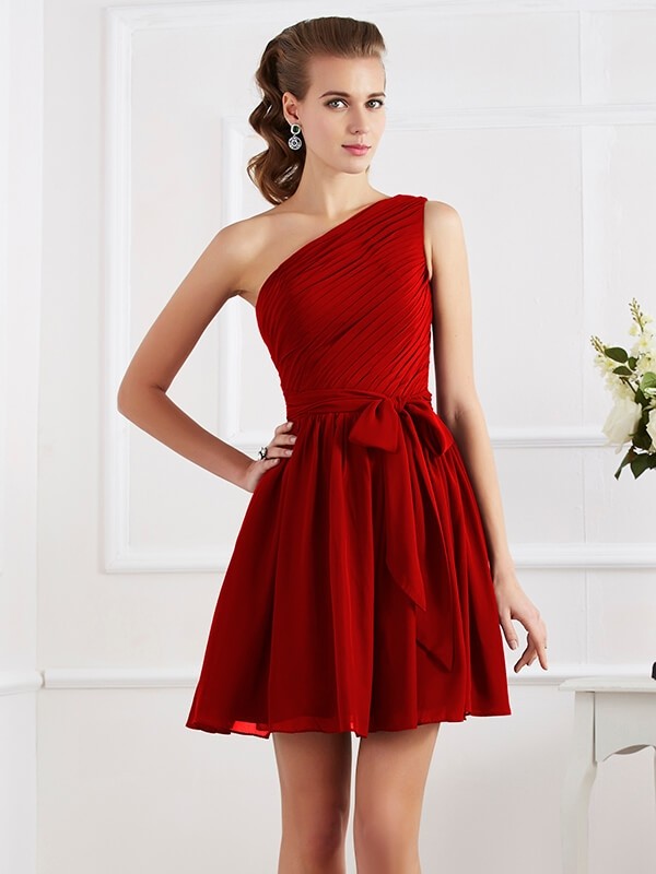 Charming Pleats One-Shoulder Sleeveless Short Chiffon Bridesmaid Dresses
