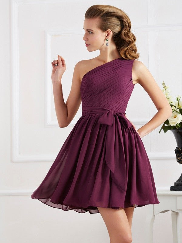 Charming Pleats One-Shoulder Sleeveless Short Chiffon Bridesmaid Dresses