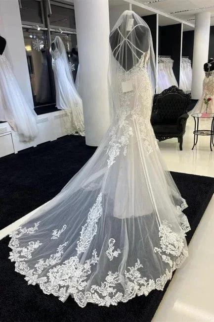 Charming Sweetheart Spaghetti Straps Garden Lace Wedding Dress with Chapel Train (ZD14943)