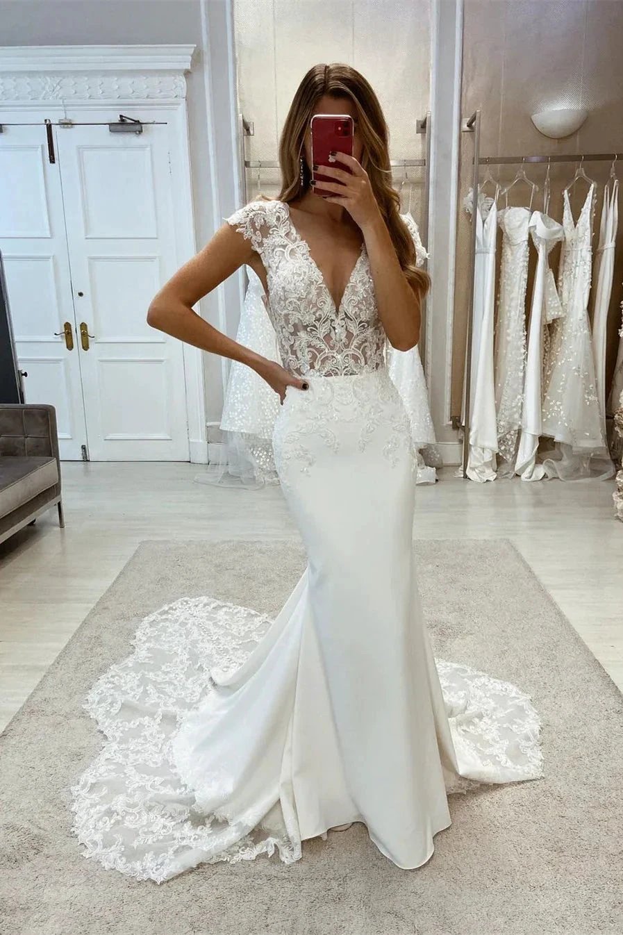 Charming V-neck Lace Sleeveless Mermaid Wedding Dress With Train (ZD16542)