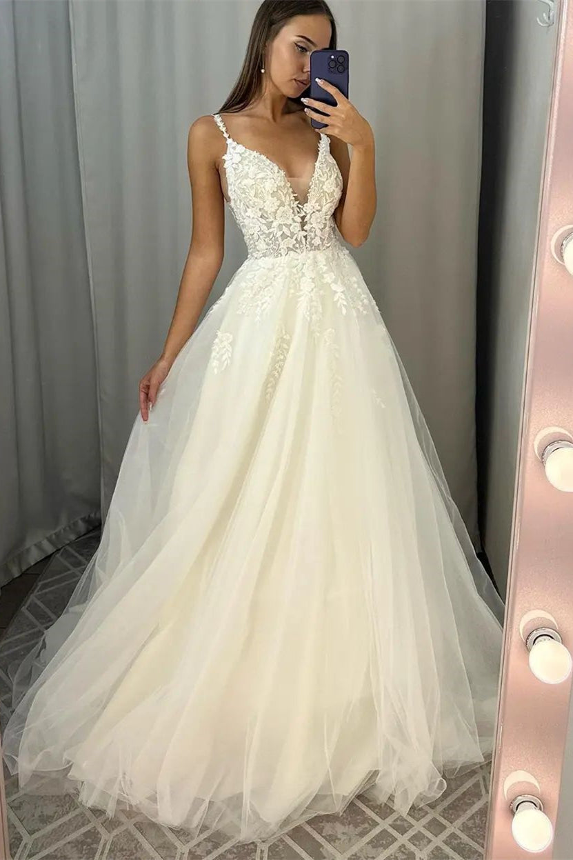 Chic Long Ivory A-line V-neck Tulle Wedding Dress with Lace and Sleeveless Design (ZD17486)