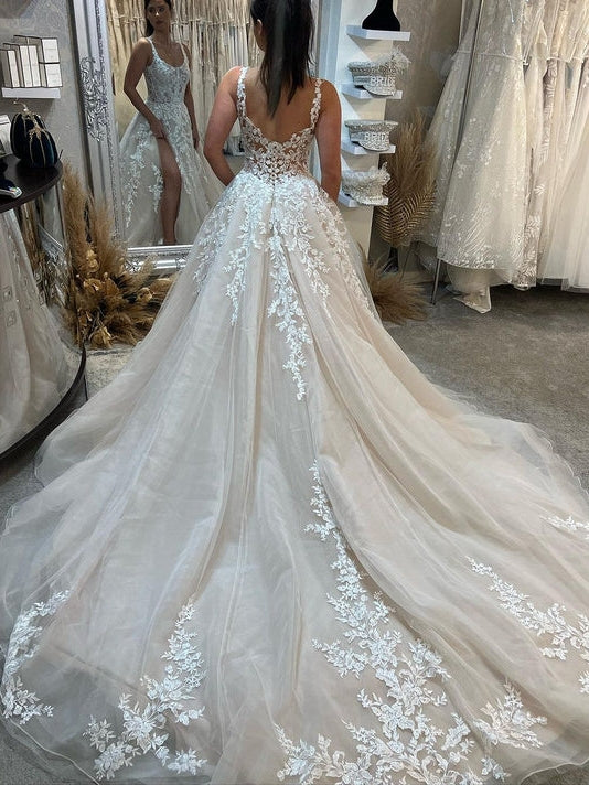 Scoop Neck Lace A-Line Tulle Wedding Dress With High Slit Long Train