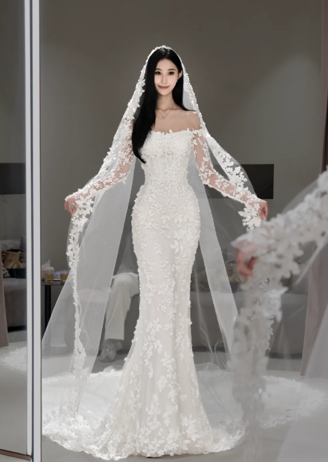 Chic Mermaid Long Wedding Dress Tulle Strapless White Bridal Gown Appliques Sleeveless Bridal Dresses