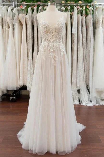 Chic V-neck Appliques Tulle A-line Wedding Dress by misshow.com