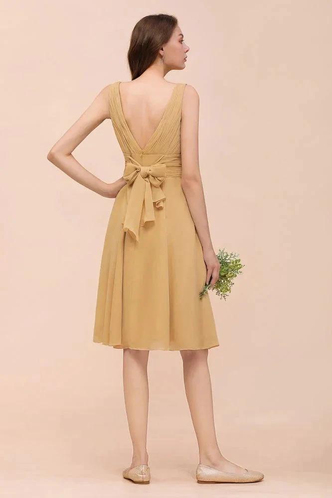 Chiffon Mini Golden Bridesmaid Dress Daily Casual Dress Sleeveless V-neck (ZD12997)
