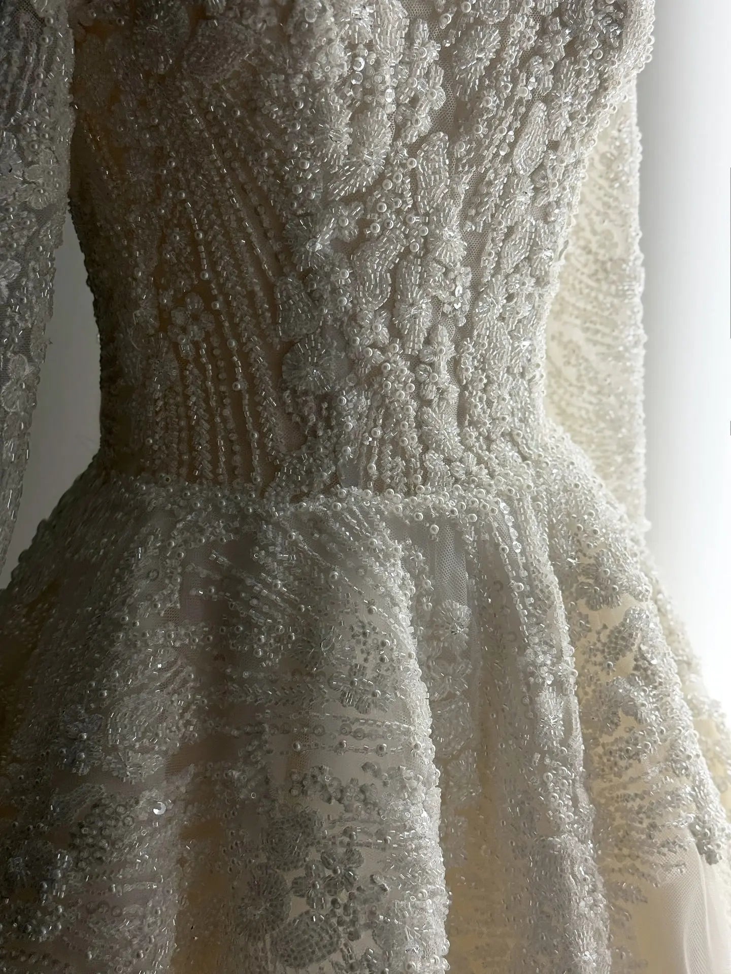 Luxury Sequin Pearl Long Sleeve Ball Gown Wedding Dress ZP186