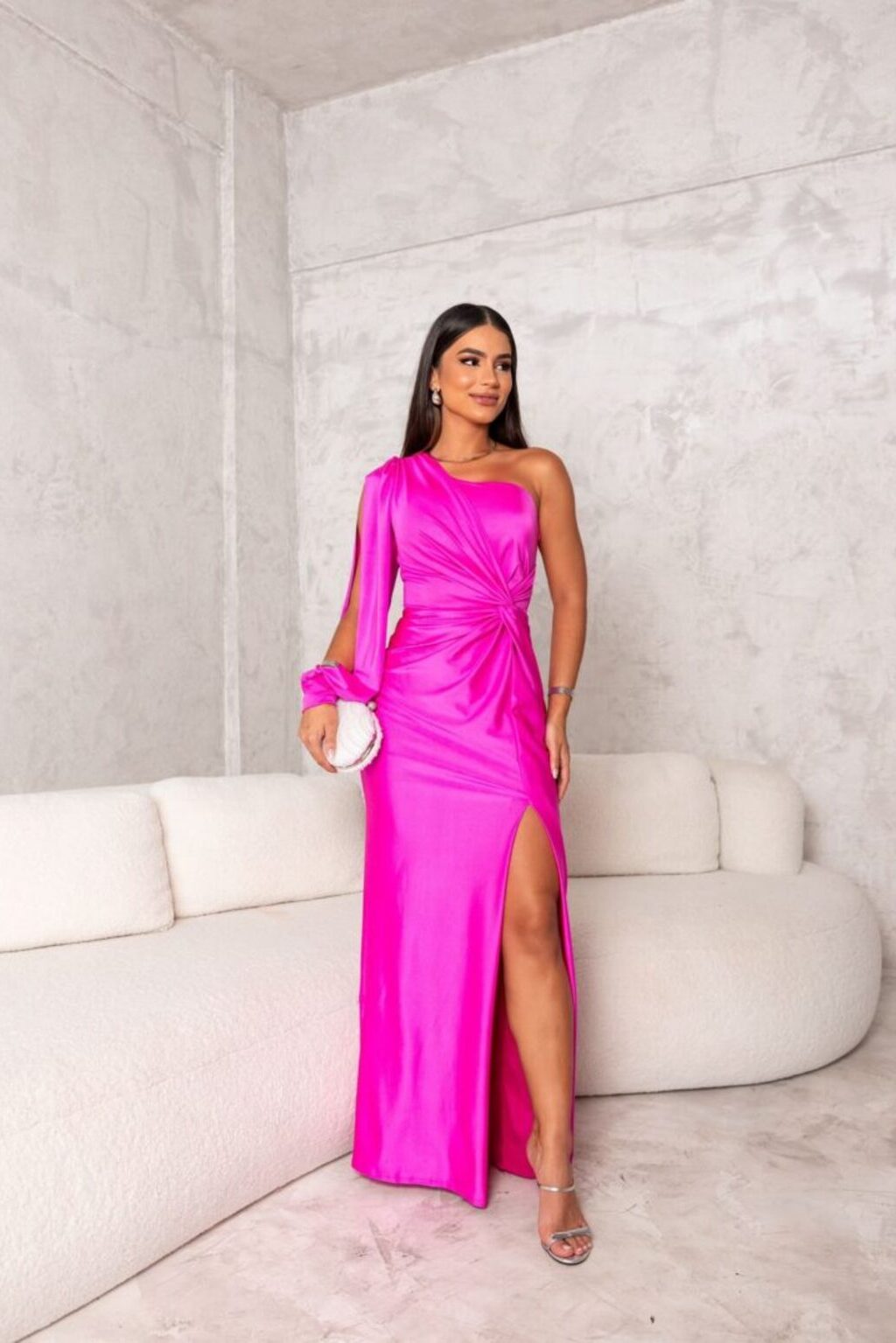 Violeta Elegant Maxi Dress Made of Flowing Fabric for Women