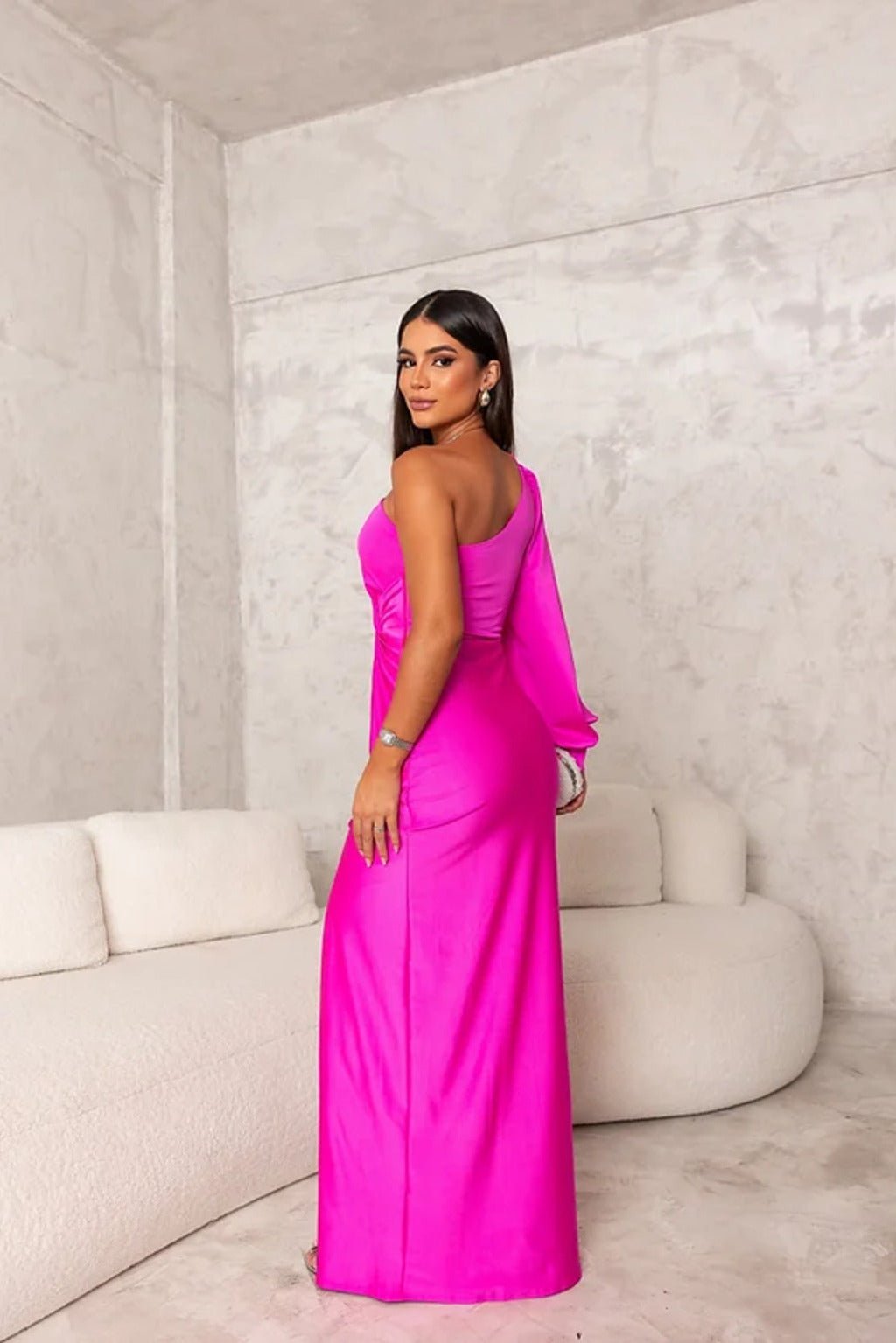 Violeta Elegant Maxi Dress Made of Flowing Fabric for Women