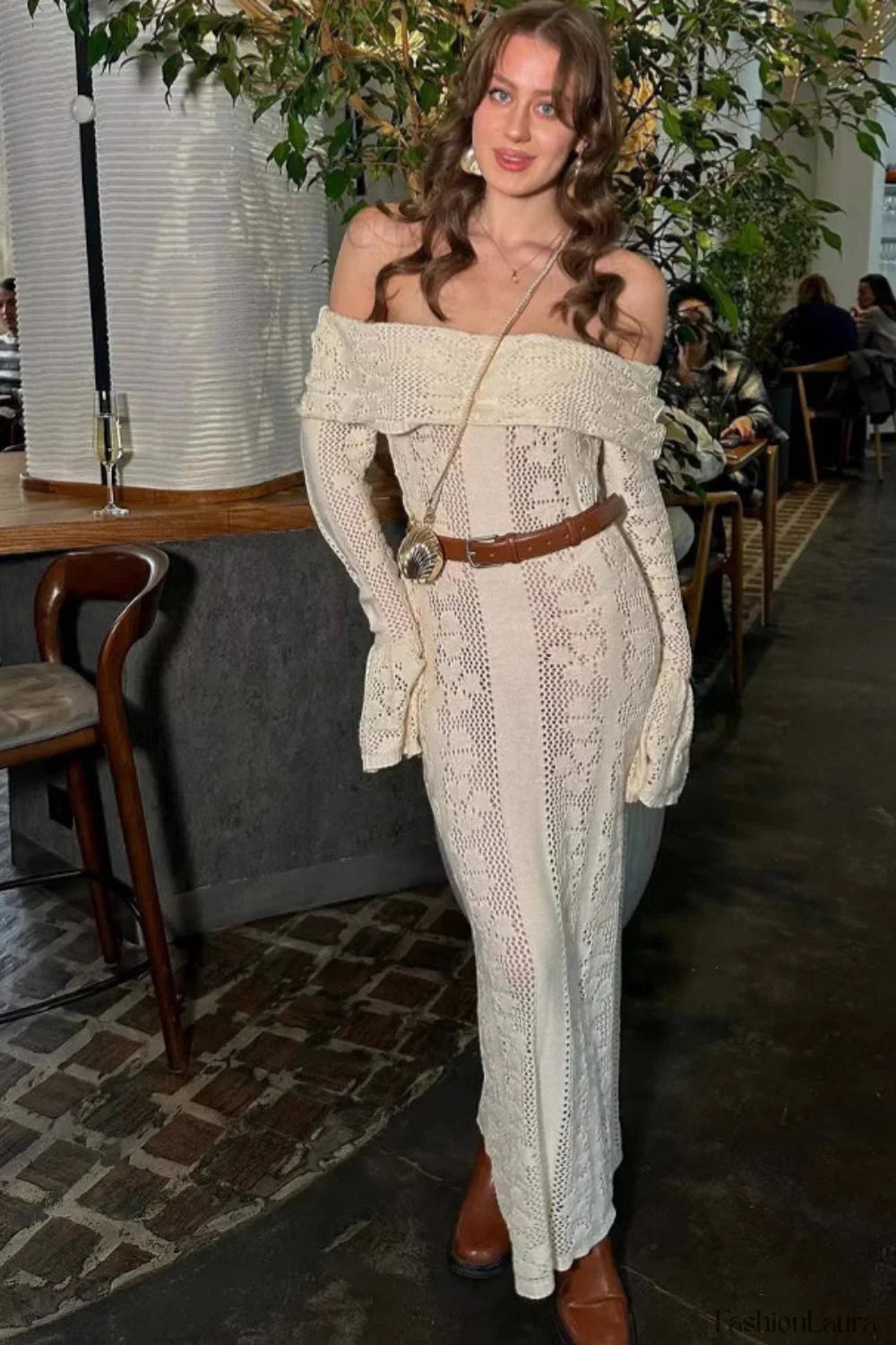 Vintage Inspired Cutout Off Shoulder Dress for Modern Fashion Wear