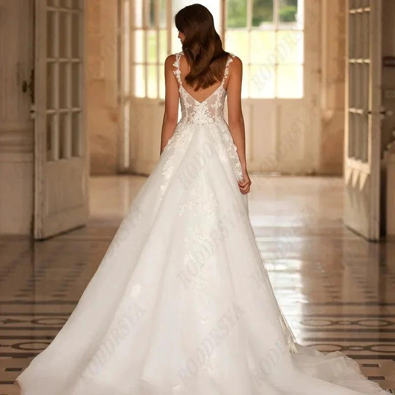 Sexy V-Neck Backless Wedding Dress For Women Romantic Tulle  Spaghetti Straps Bride Party A-line Sleeveless Bridal Gown (ZD13506)