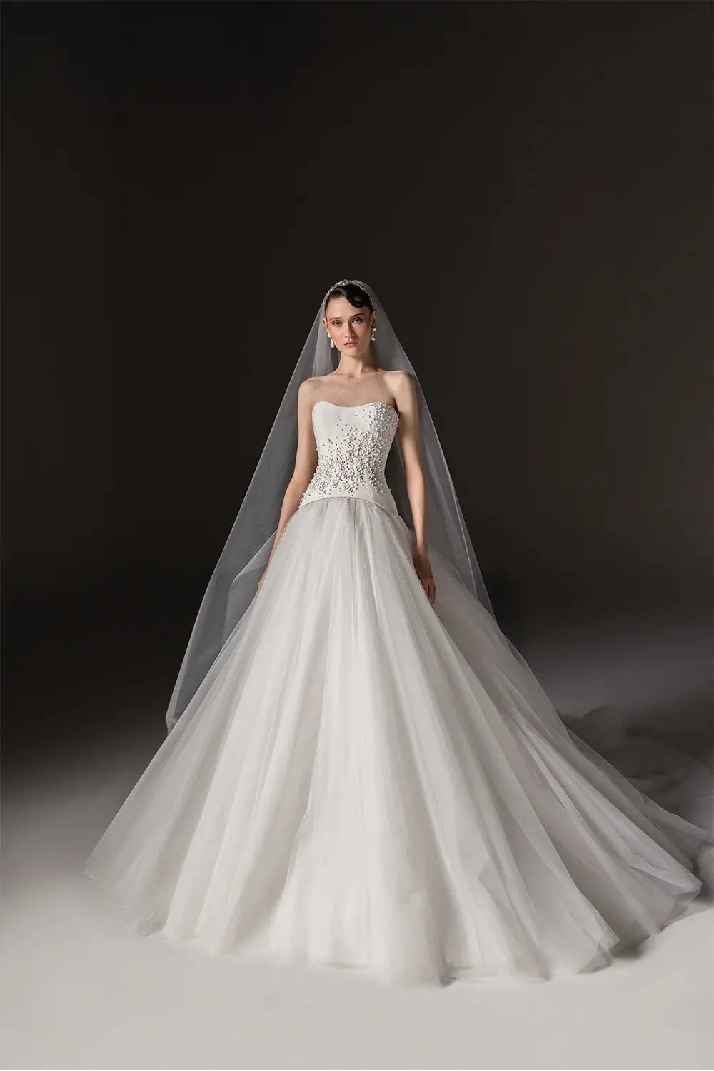 Elegant White Strapless Bodice Crystal Ball Gown Wedding Dress with Veil ZP080