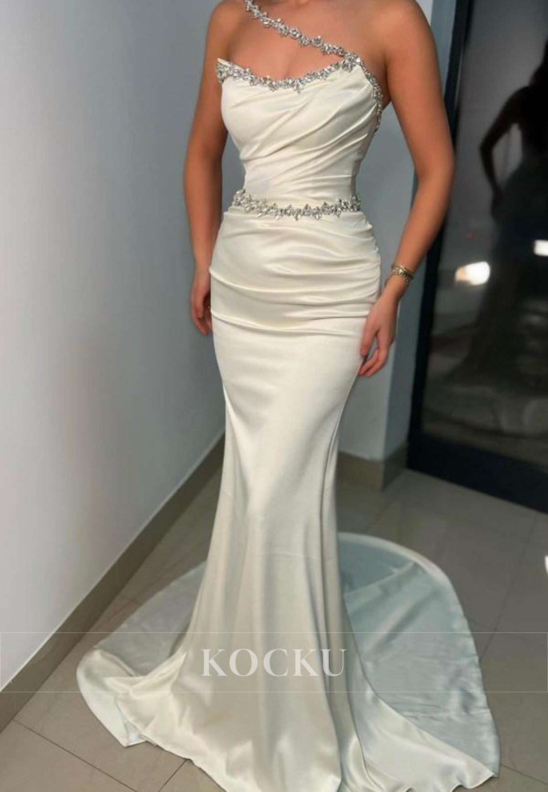 Gorgeous One Shoulder Sleeveless Mermaidd Beaded Satin Formal Party Gown with Train