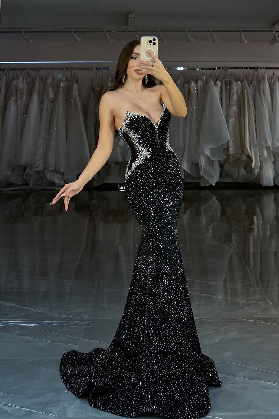 Dazzling Black Sleeveless Strapless V-Neck Prom Dress Mermaid Gem With Beads