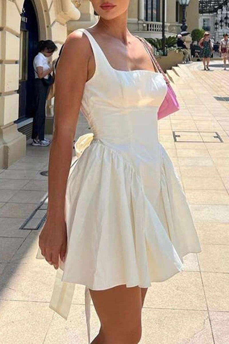 Sweet Simplicity Solid Backless With Bow Square Collar Evening Dresses - View 8 | VelvetHem