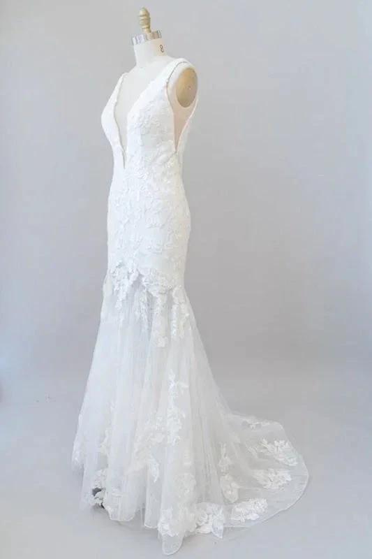 Deep V-neck Appliques Tulle Mermaid Elegant Wedding Dresses (ZD14735)