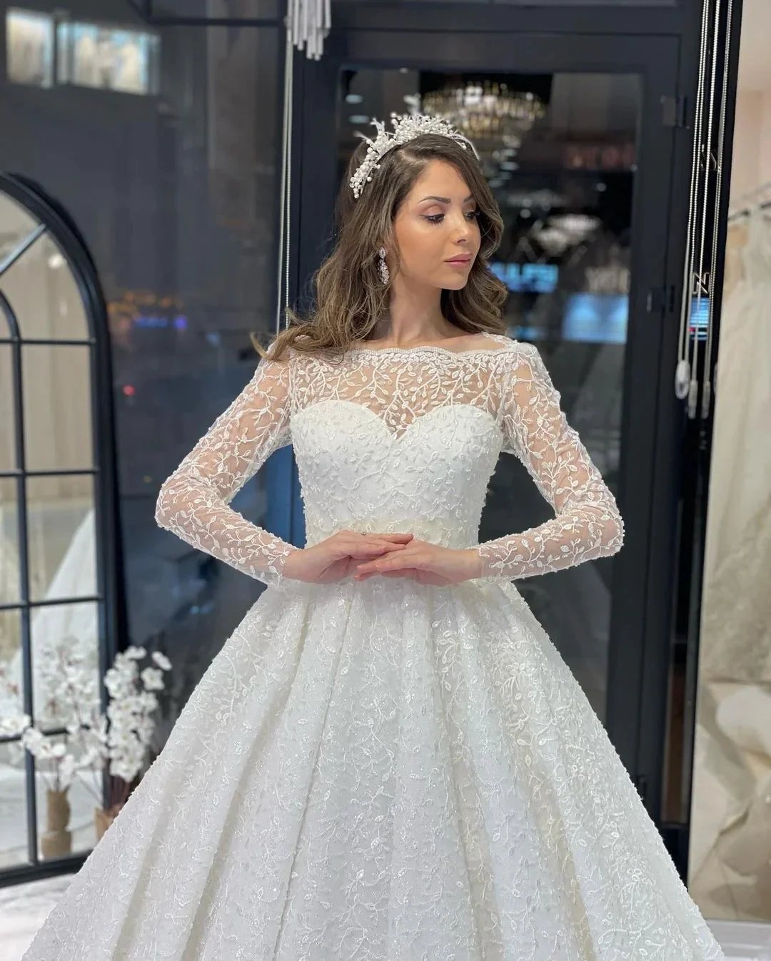 Deluxe Floor Length Long Sleeves A-Line Lace Wedding Dress with Ruffles (ZD14803)
