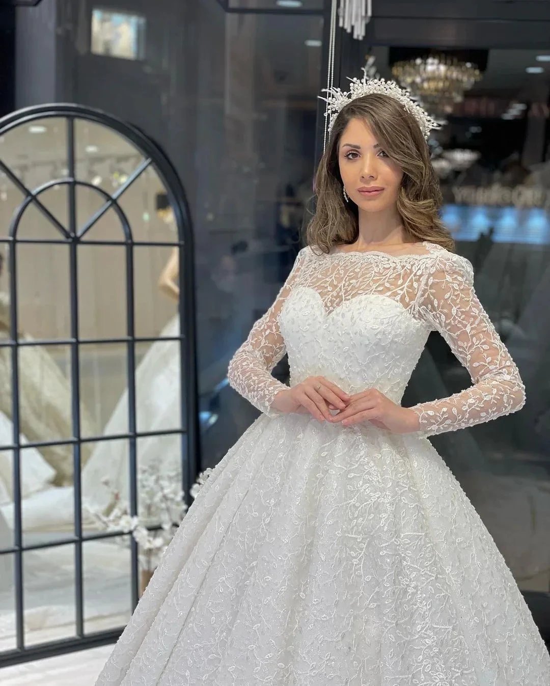 Deluxe Floor Length Long Sleeves A-Line Lace Wedding Dress with Ruffles (ZD14803)