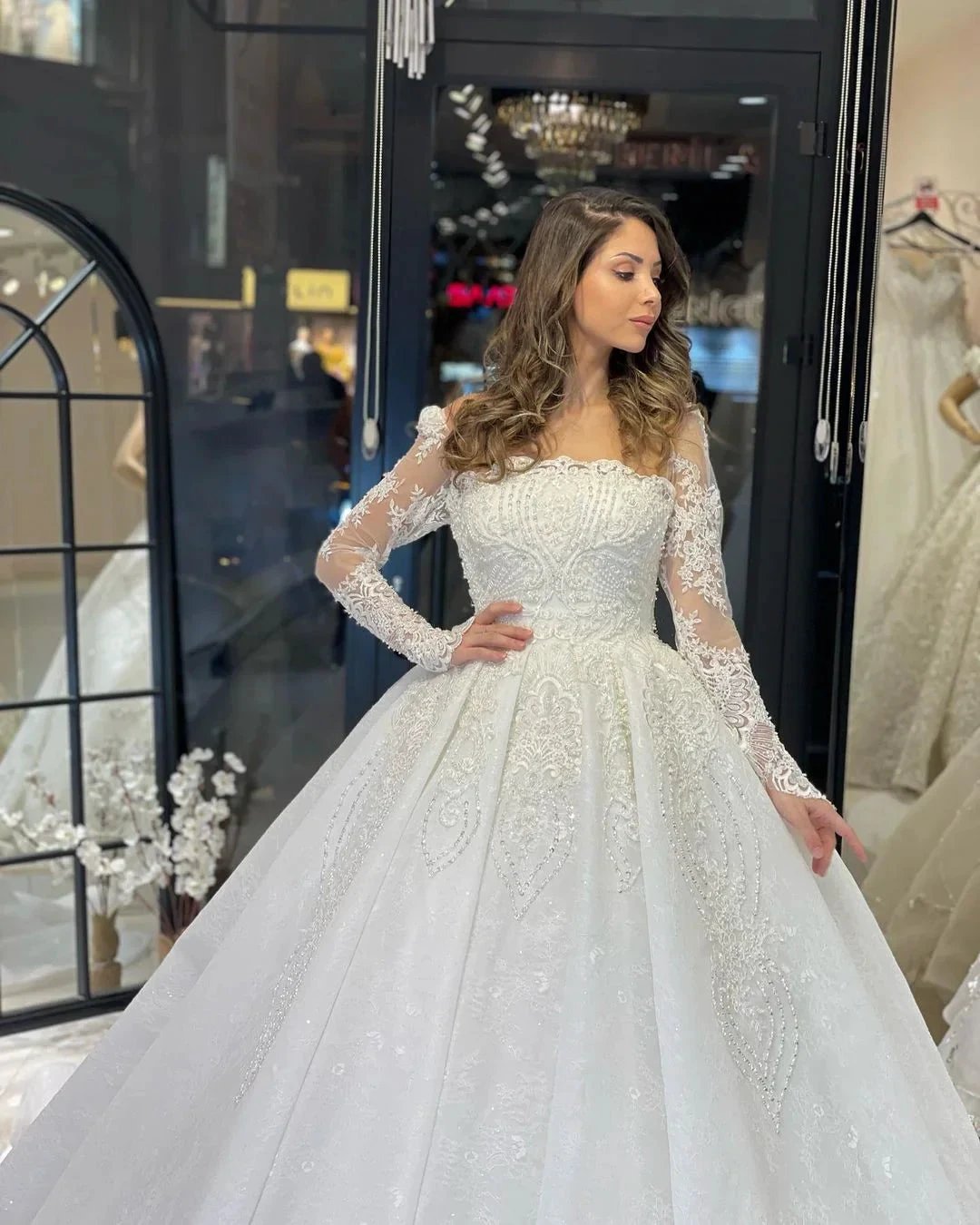 Deluxe Floor Length Long Sleeves A-Line Lace Wedding Dress with Ruffles (ZD14798)