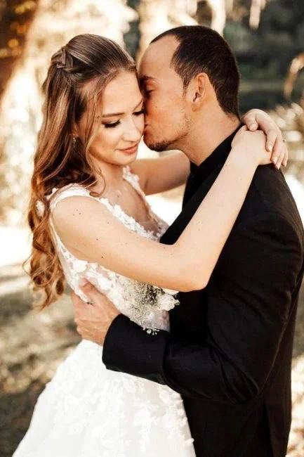 Designer A-Line Boho V-neck Straps Wedding Dresses With Lace (ZD14971)