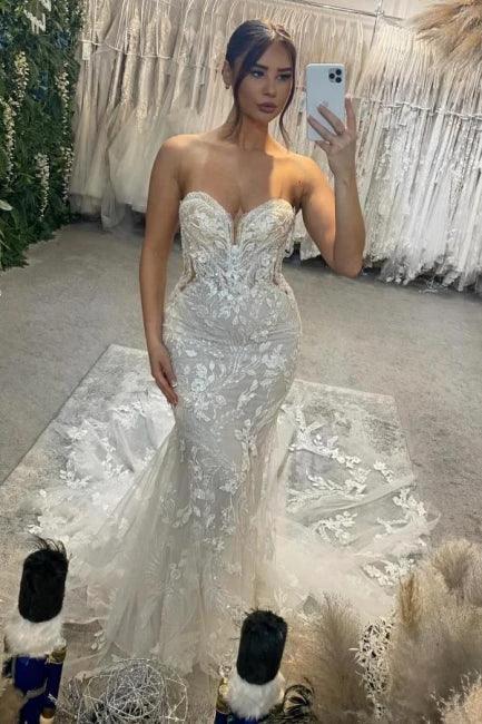 Designer Column Tulle Lace Sweetheart Sleeveless Ivory Wedding Dresses With Appliques Train (ZD15509)