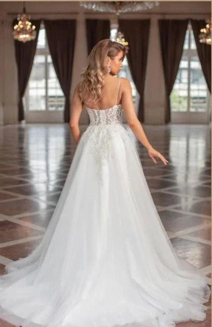 Designer Long A-line V-neck Tulle Sleeveless Wedding Dresses With Lace (ZD14896)